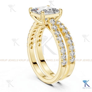 KRUP JEWELS Ensemble de mariage et de fiançailles personnalisé avec diamant CVD de laboratoire taille princesse, serti pavé, plaqué or 18 carats, certifié IGI - Product Image 4