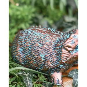 Ornements décoratifs en métal pour la décoration de jardin, sculpture de hérisson en bronze faite à la main, style antique - Product Image 1