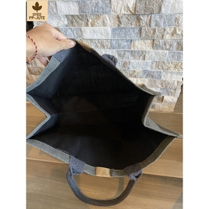 กระเป๋าช้อปปิ้งผ้ากระสอบเคลือบลามิเนต สำหรับโปรโมชั่น ขนาด 41x33x17 ซม. รับทำโลโก้ตามสั่ง ขายส่ง รุ่น SB48 - Product Image 4