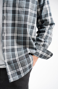 Camisa a cuadros de algodón suave para hombre, estilo leñero, corte holgado, hecha a medida, color carbón, camisa a cuadros extragrande - Product Image 5