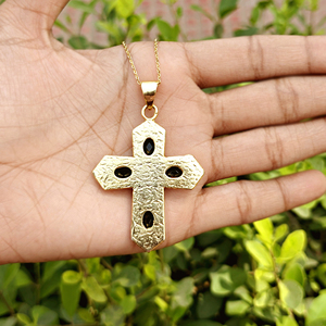 Wholesale fashion necklace black onyx oval gemstone cross pendant necklace 18k gold plated designer religious jewelry necklace - Product Image 6