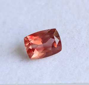 Piedra del Sol de Oregón Roja Cobreada de Calidad Premium Natural, Gemas Sueltas con Corte Facetado para Joyería, Disponible a Precio de Mayoreo. - Product Image 2