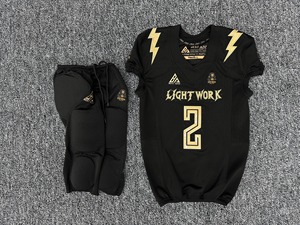 Uniforme de football américain personnalisé pour hommes, maillot d'équipe en sublimation, kit d'entraînement respirant, tenue de jeu, uniforme de football américain - Product Image 4