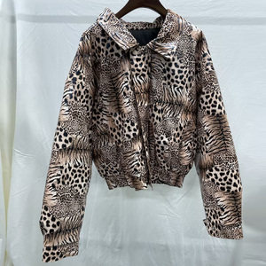 Low Price Custom Unisex Varsity Bomber Jackets Chenille Embroidery 100% Wool Sleeves <b>Stand</b> Collar Camouflage University Team - Product Image 3