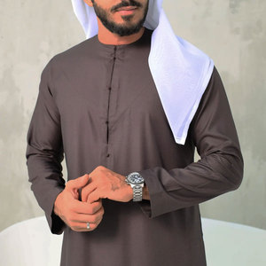 Fabricant de Thobes en Gros – Robe Traditionnelle Musulmane en Tissu Respirant pour Marques de Détail et Vente en Gros - Product Image 3