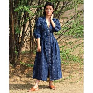 Vestido Maxi Bohemio Estampado para Mujer, 100% Algodón Ecológico, con Mangas Abullonadas, Botones Delanteros, Cuello en V, Dobladillo Acampanado, Cinturón y Borlas - Product Image 1