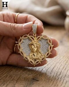Pendentif de luxe en forme de cœur avec visage de Jésus, entièrement pavé de diamants, personnalisé, style Hip-Hop, religieux, pour la vente en gros de bijoux - Product Image 2