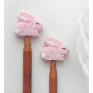 Aiguilles à tricoter en bois motif lapin mignon, aiguilles à tisser en bois à pointe unique, têtes personnalisées de dessins animés, outils d'artisanat DIY - Product Image 4