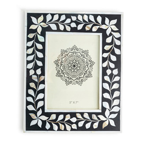 Good price <b>black</b> photo <b>frame</b> with mother of pearls inlay floral MOP pearlescent <b>frame</b> for family pictures - Product Image 2