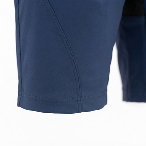 Shorts de VTT premium avec poches zippées, légers, pour homme, idéaux pour le trail. - Product Image 6