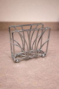 Porte-mouchoirs de luxe écologique fait main avec un design métallique de lotus complexe ajoute de l'élégance à la décoration de table d'événement - Product Image 2