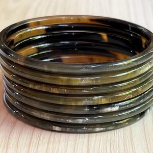 Brazalete de cuerno de búfalo de color natural, conjunto de pulseras, brazalete de cuerno, joyería de cuerno, brazalete de Decor World Expo - Product Image 1