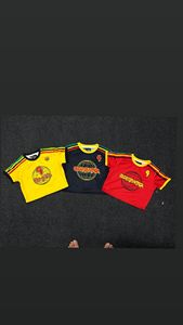 Camiseta Corta Personalizada de Primera Calidad para Mujer, Estilo Urbano, con Estampado Gráfico, Cuello Redondo, Jersey de Manga Corta para Mujer - Product Image 1