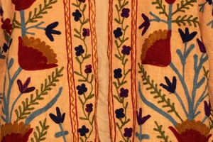 Chaqueta de algodón Suzani bordada a mano abrigo amarillo mujer desgaste chaquetas de invierno - Product Image 5