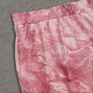 เสื้อยืดผ้าฝ้ายถักสไตล์วินเทจสำหรับผู้ชาย ชุดลำลองใส่สบายระบายอากาศดี เสื้อยืดสตรีทแวร์ลายกราฟิก DTG แบบสั่งทำได้ กางเกงขาสั้นทรงโอเวอร์ไซส์ฟอกสีซันอะซิด - Product Image 3