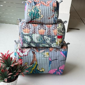 Ensemble de trousses de toilette matelassées à motif floral bohème, organiseur de maquillage multifonction sans fermeture éclair, grande capacité, design textile - Product Image 3