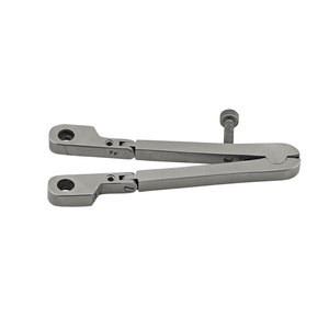 Juego de Retractores Cervicales Caspar de Acero Inoxidable/Titanio, Instrumentos Quirúrgicos Ortopédicos Manuales con Certificación CE para Columna Cervical - Product Image 2