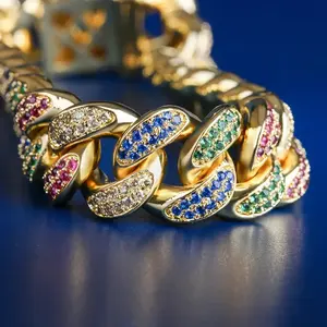 Cadena Cubana de Joyería Hip Hop Chapada en Oro con Diamantes Multicolores - Product Image 2