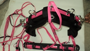 PVC Yellow Black Horse Racing <b>Harness</b> Set quick Hitch <b>Leather</b> Synthetic PVC Durable Equestrian Riding Tack Retail Wholesale - Product Image 6