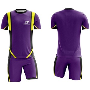 Vêtements de sport confortables pour hommes, uniforme de football 100% polyester, uniforme de football sur mesure pour hommes - Product Image 1