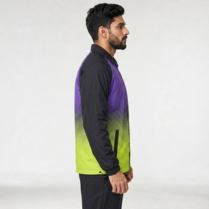 Vêtements de sport respirants et résistants à l'eau pour la randonnée et l'entraînement, veste coupe-vent en polyester légère pour hommes, fabrication OEM - Product Image 3