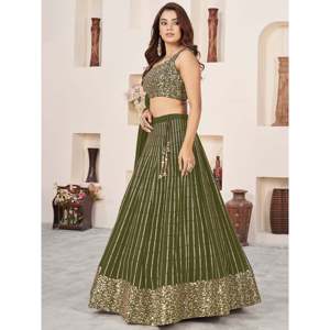 Georgette Lehenga Choli à paillettes vertes exceptionnelles pour Mehendi Wear - Product Image 6
