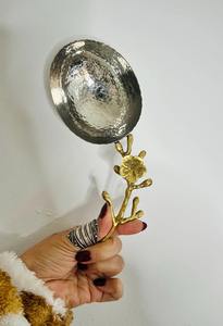 Bol décoratif en métal argenté en forme de branche d'arbre, idéal pour la mise en scène de tables de luxe et la décoration artistique de la maison, vente en gros depuis l'Inde - Product Image 3