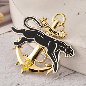 Épingles personnalisées en alliage <span class=keywords><strong>de</strong></span> zinc émaillé avec logo, badges 3D en métal doré ancre panthère, épingles à vêtements personnalisées pour souvenirs - Product Image 1