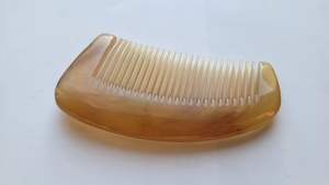 Peine de cuerno natural hecho a mano para el cuidado del cabello, peinado, desenredado, herramienta de belleza profesional para peluquería, acabado suave - Product Image 6