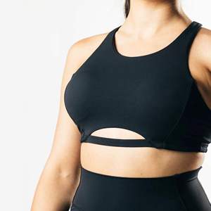 Sujetador deportivo negro de una pieza para mujer, 78% nailon 22% elastano, estilo cuello alto, espalda cruzada, sin ribetes, soporte medio - Product Image 3