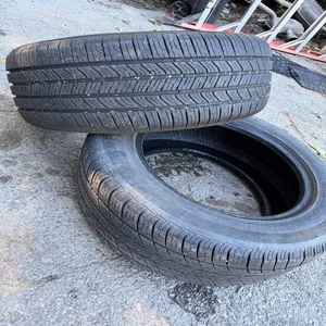 Pneus Premium 225/55/16 pour voitures particulières avec adhérence routière fiable, maniabilité stable, longue durée de vie de la bande de roulement et conduite confortable - Product Image 2
