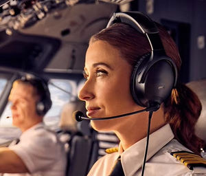 Auriculares de Aviación A30 - Silencia el Ruido. Amplifica la experiencia - Product Image 3