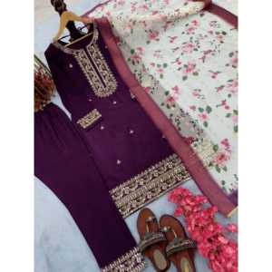 Ensemble haut, bas et dupatta en soie pour femmes, look élégant pour les fêtes - Product Image 3