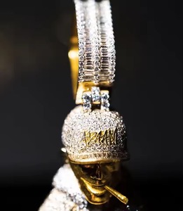 Colgante Harlembling Tyler Bellhop, Acabado en Oro Amarillo de 14k, Plata 925, Colgante con Incrustaciones de Diamantes, Colgante HipHop, Colgante Personalizado con Nombre, para Hombre - Product Image 2