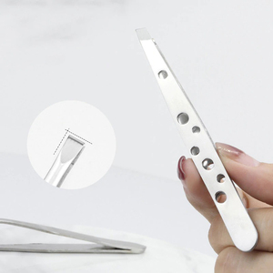 Professional Stainless Steel Slant Eyebrow Tweezers Tip Eyes Tweezers Clip For Face Hair <b>Removal</b> Make Up <b>Tools</b> Made In Pakistan - Product Image 3