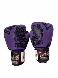Guantes de Boxeo Personalizados Color Rosa, Hechos de Cuero Genuino con Cierre de Velcro, para Entrenamiento y Sparring de Kickboxing y Artes Marciales - Product Image 5