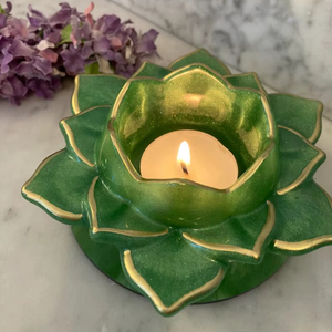Venta al por mayor: Nuevo candelabro de cristal de amatista natural curativa, vela de piedra en bruto, artesanía decorativa para el hogar - Product Image 1