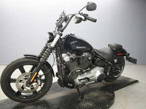 Moto Cruiser Street Bob 1900cc 2026 Prête à l'Exportation, Qualité Supérieure, pour Adultes avec EFI, ABS et Caractéristiques Premium Bobber - Product Image 2