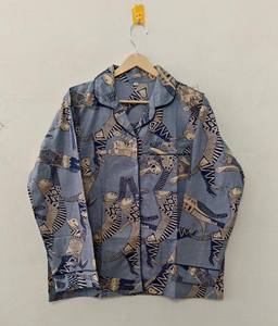 Ensemble de pyjama élégant pour femmes en coton bleu indigo tissé et imprimé à la main, ensemble de vêtements de détente artisanal en deux pièces, motif de chat fantaisiste, été - Product Image 4