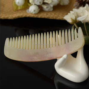 Buffalo Horn <b>Comb</b> in Polished Finish Horn Art Ware Fine Tooth <b>Comb</b> Anti Static Hair <b>Comb</b> - Product Image 2