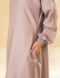 Ensemble Abaya Rosset Serenity pour femmes musulmanes, style saoudien, uni, manches longues élastiques, longueur au sol, coupe droite, couvrant entièrement, pour le quotidien - Product Image 6