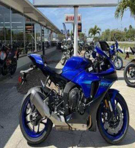 มอเตอร์ไซค์รุ่นใหม่ปี 2024 R1 1000 ซีซี รถสปอร์ตเรซซิ่งแบบใช้น้ำมันเบนซิน กำลัง 1001-2000 วัตต์ ความเร็วสูงสุด <40 กม./ชม. - Product Image 1
