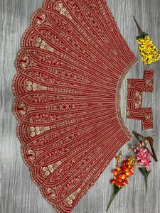 Lehenga de Seda Premium con Adornos de Boutique India, Lehenga de Diseño Bollywood para Fiestas y Bodas, Prenda Festiva para Mujer, la Más Vendida y de Moda - Product Image 2