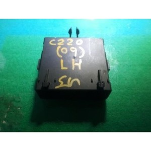 ECUs et modules informatiques d'occasion de classe C A2048707526 - Product Image 1
