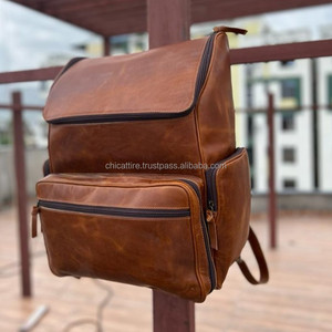 Sacs à dos en cuir véritable Crunch faits à la main Sacs à usages multiples Vente à chaud en cuir véritable Design unique Sac à dos Sacs en cuir à couvercle roulé - Product Image 4