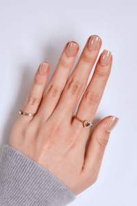 Uñas Postizas Artificiales de Color Blanco Leche con Lindo Diseño de Corazón, Forma de Almendra, Suministros de Uñas Personalizados, Uñas a Presión, Fabricación OEM ODM - Product Image 2