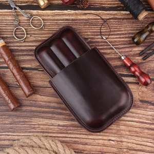 Estuche de cuero de alta calidad para cigarros con organizador integrado y cortador incorporado para coleccionistas y ejecutivos a bajo precio. - Product Image 5