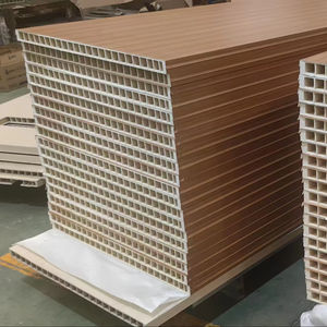 Panel de Madera Compuesta de Polímero (WPC) para Interiores, Acabado Moderno, Aislamiento Térmico, Impermeable, Garantía de 3 Años, Ideal para Hoteles y Dormitorios - Product Image 3