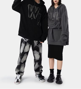 Sudadera con capucha y cremallera para hombre, estilo streetwear, personalizada, de algodón grueso, con lavado ácido, estampado completo y pedrería. - Product Image 2