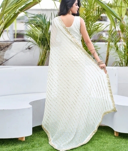 Sari de Chifón con Bordado Decorativo Estilo Bollywood - Product Image 5